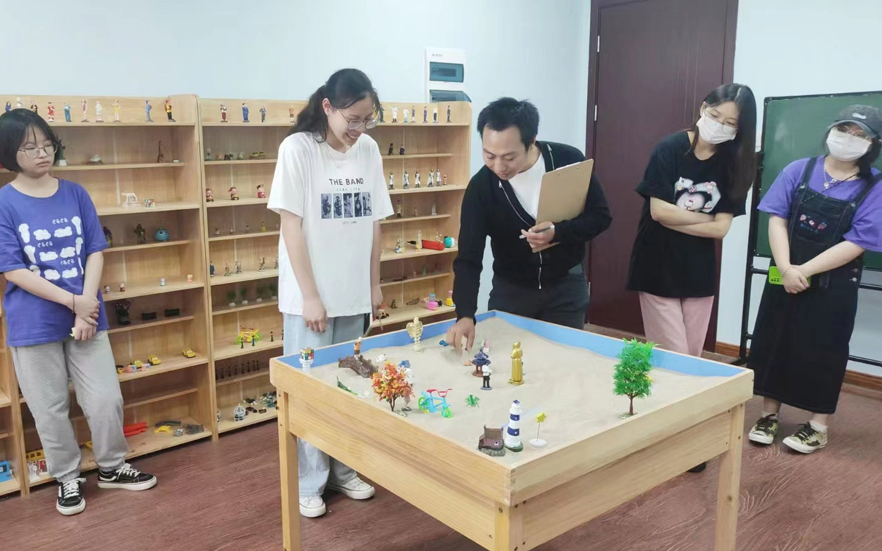 兴义浙江药科职业大学